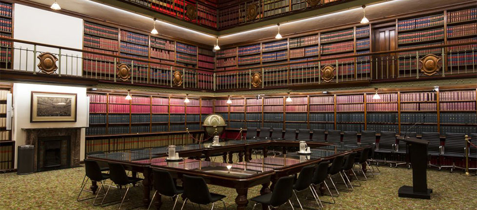 [Case study] The transition of NSW Parliament staff and heritage pieces